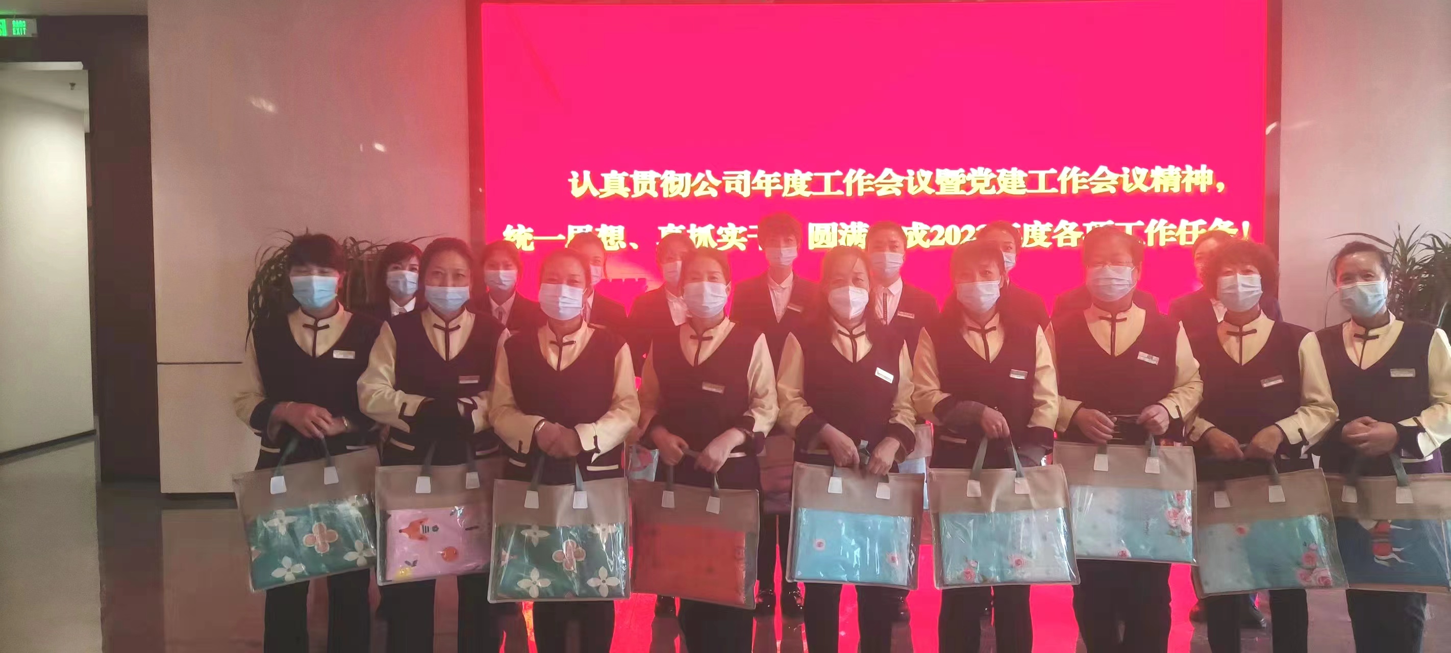 &#19975;&#35937;&#22478;&#23448;&#32593;&#28216;&#25103;&#20013;&#24515;&#65288;&#20013;&#22269;&#65289;&#23448;&#26041;&#32593;&#31449;